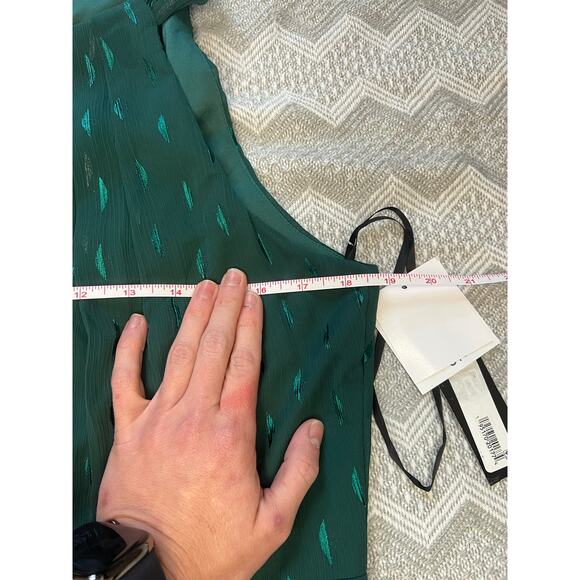 Betsy & Adam Clip-Dot Tiered Ruffled formal Gown in Green size 14 NWT Elegant - Picture 10 of 13